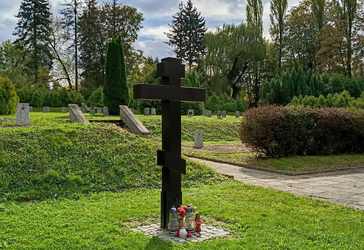 Nowa kwatera na cmentarzu żołnierzy Armii Czerwonej w Bielsku-Białej
