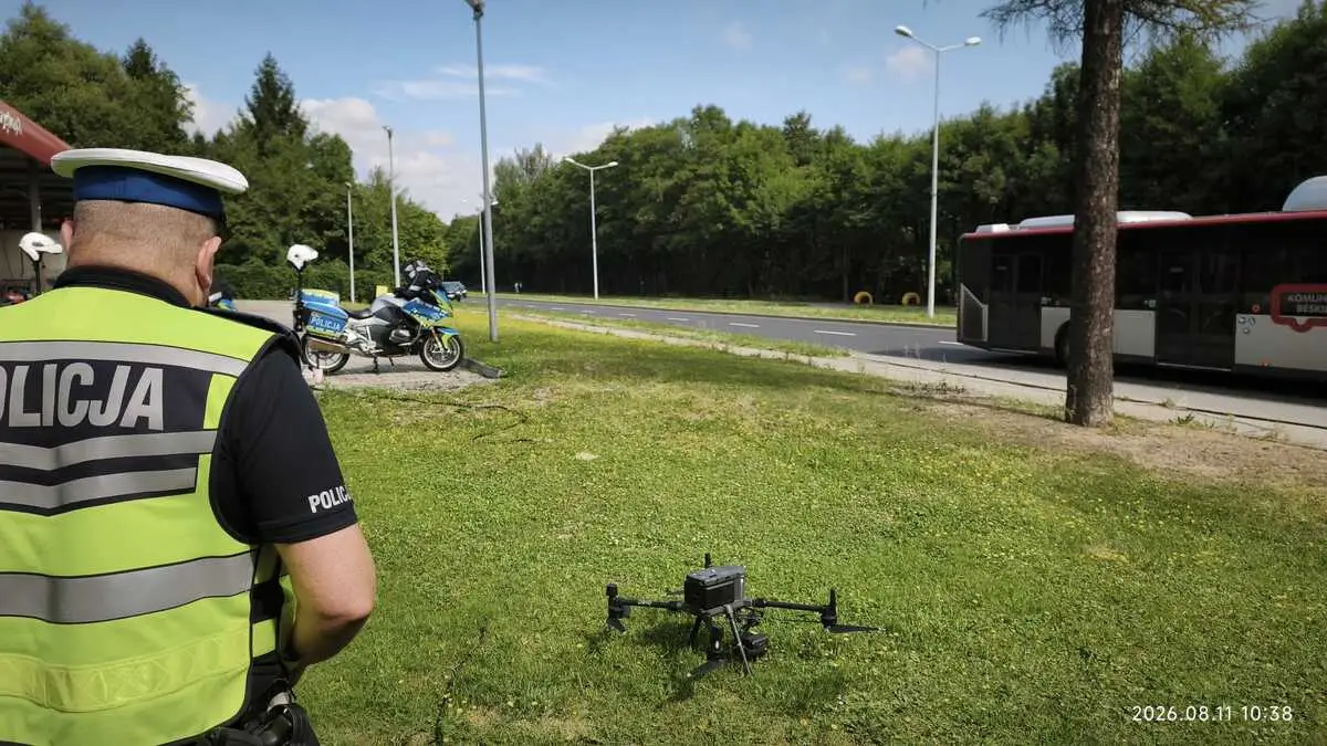 Dron policyjny monitorował bezpieczeństwo pieszych w Bielsku-Białej
