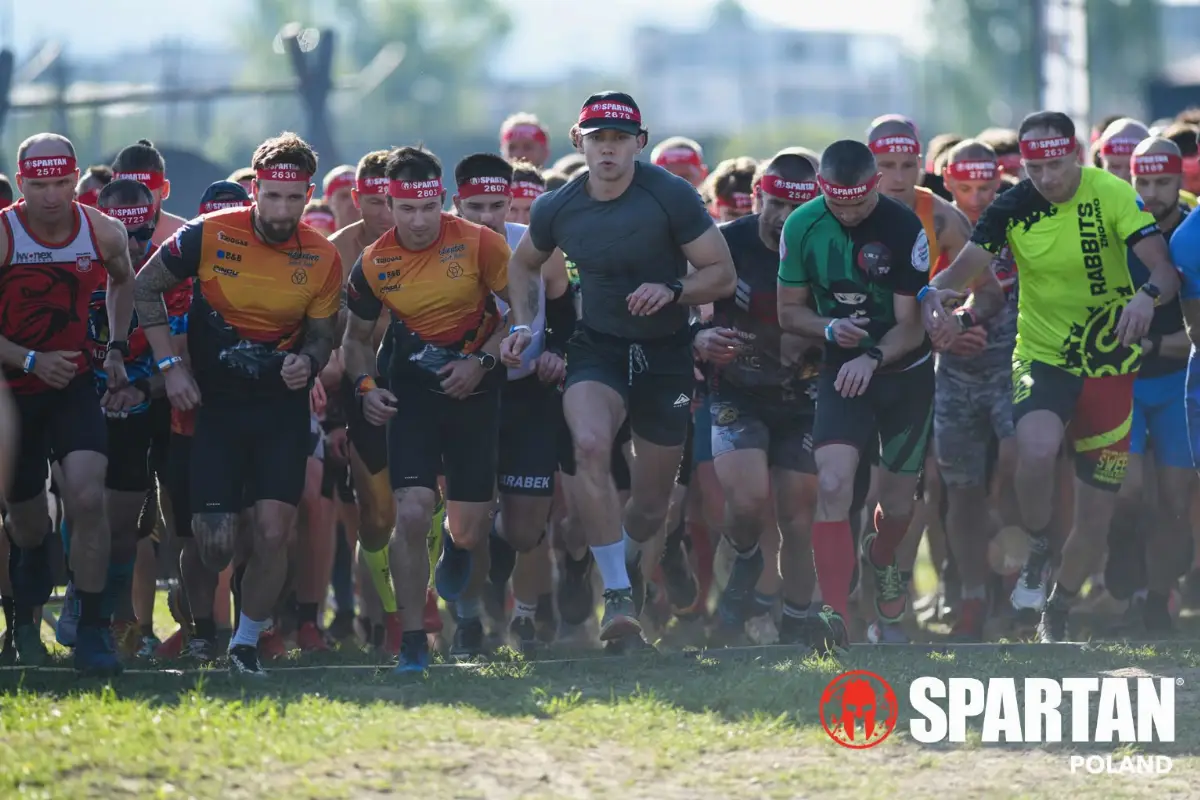 Sztafeta Spartan United by the Flag na trasie Tarnów - Bielsko-Biała